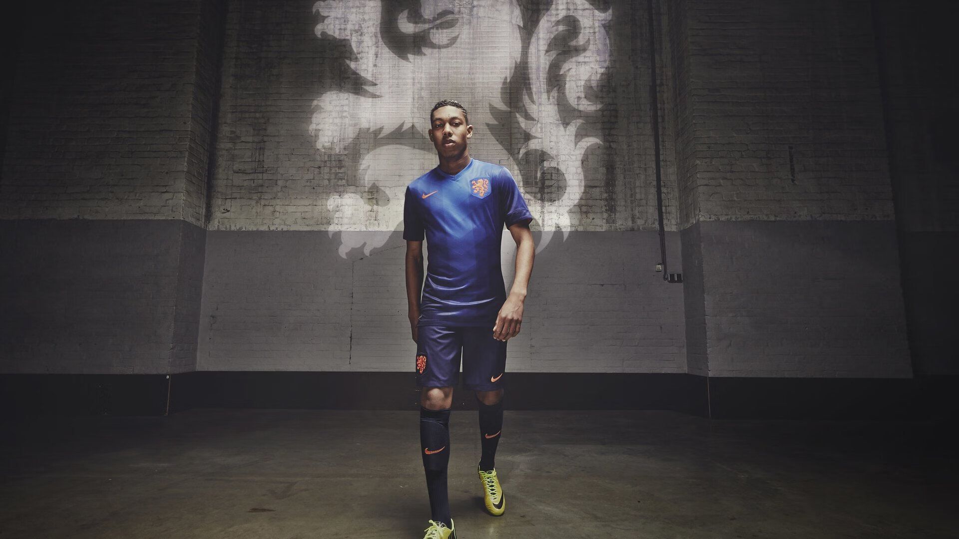 姆巴佩的利刃,勒沃库森的韧网,现代足球的胜负辩证法