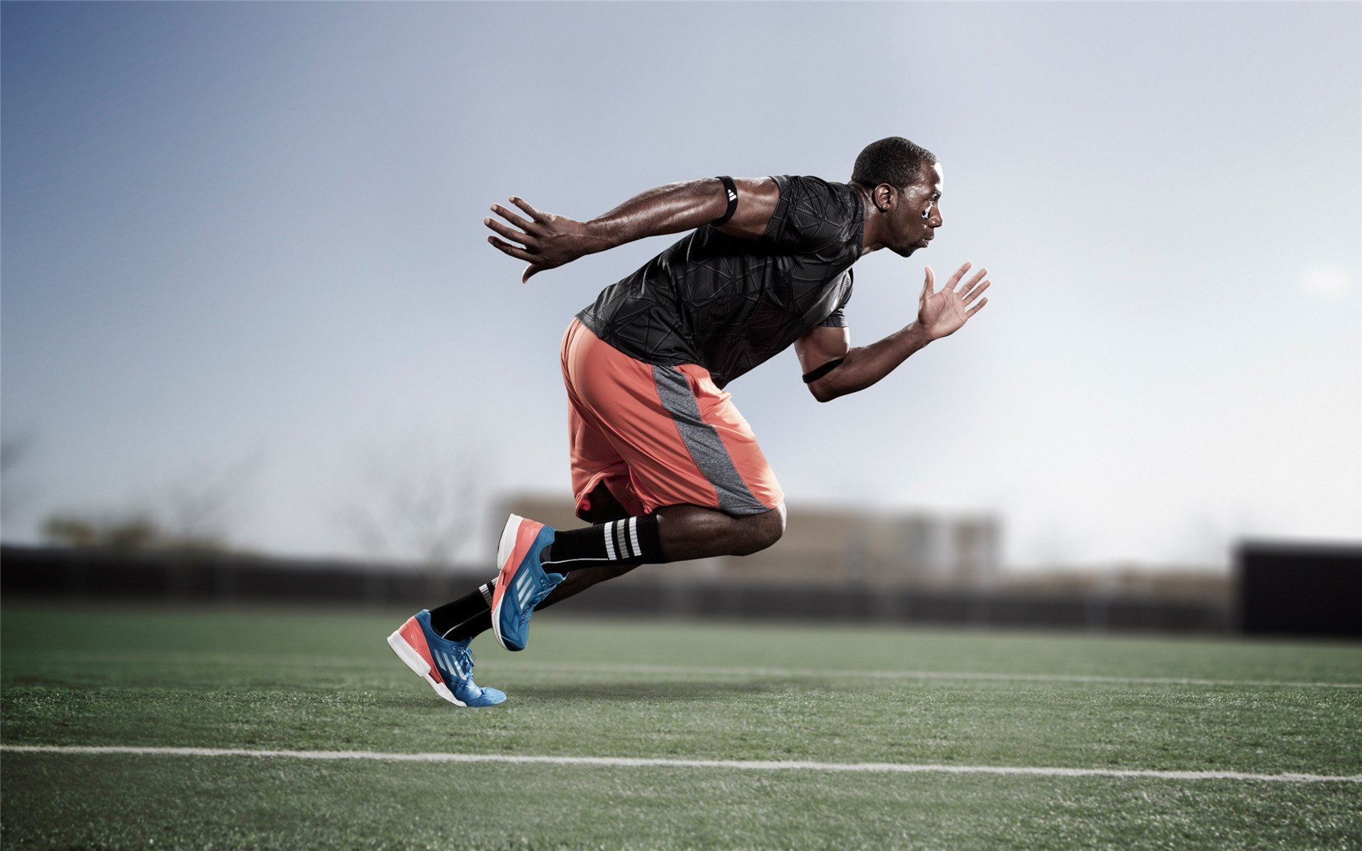 当莱比锡红牛遇上哥伦比亚，一场跨越时空的硬仗隐喻